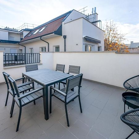 Lovag 12 Terrace Designer Home Budapest Eksteriør bilde